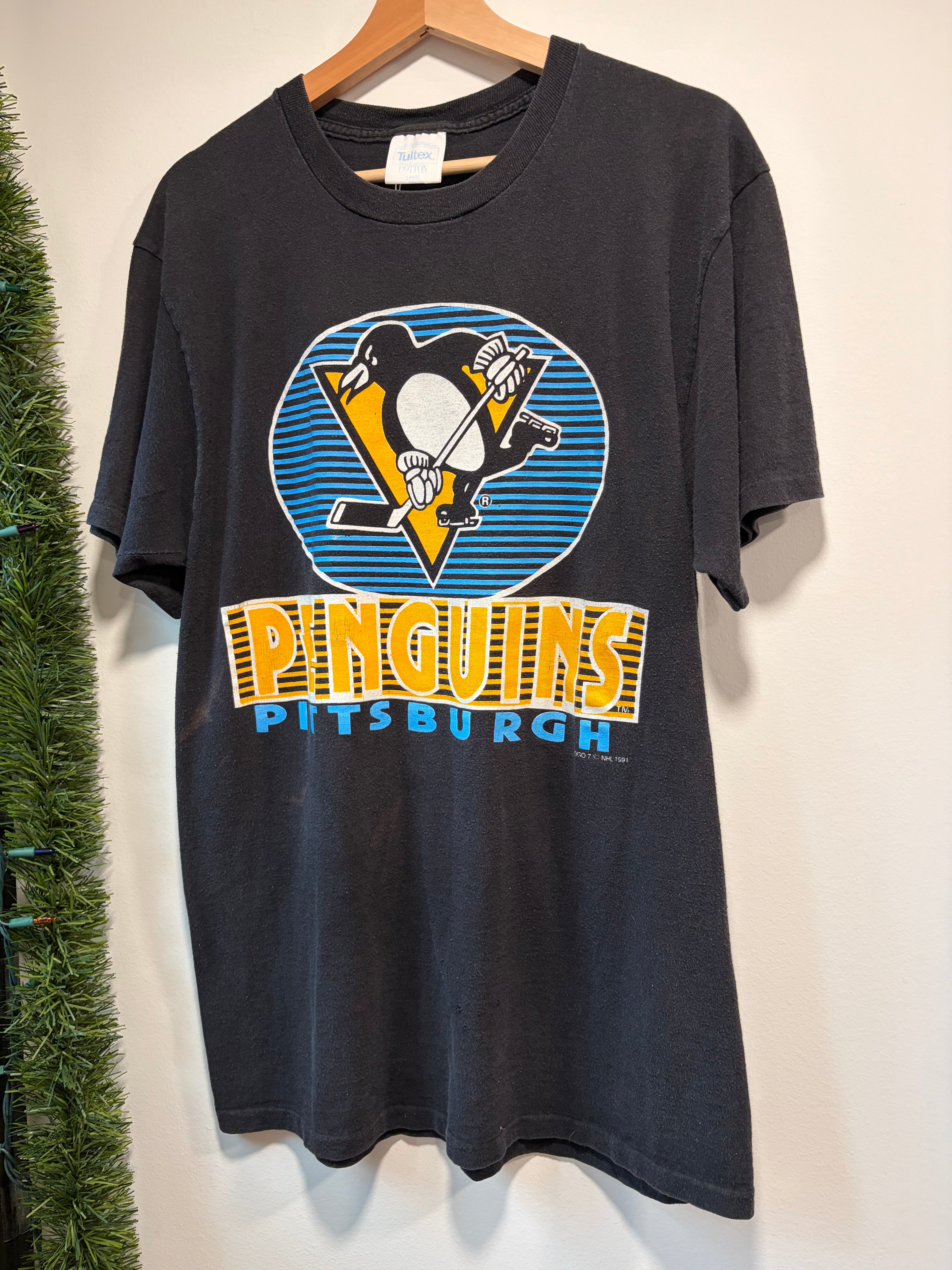 90s Pittsburgh Penguins Tee (Size Large)