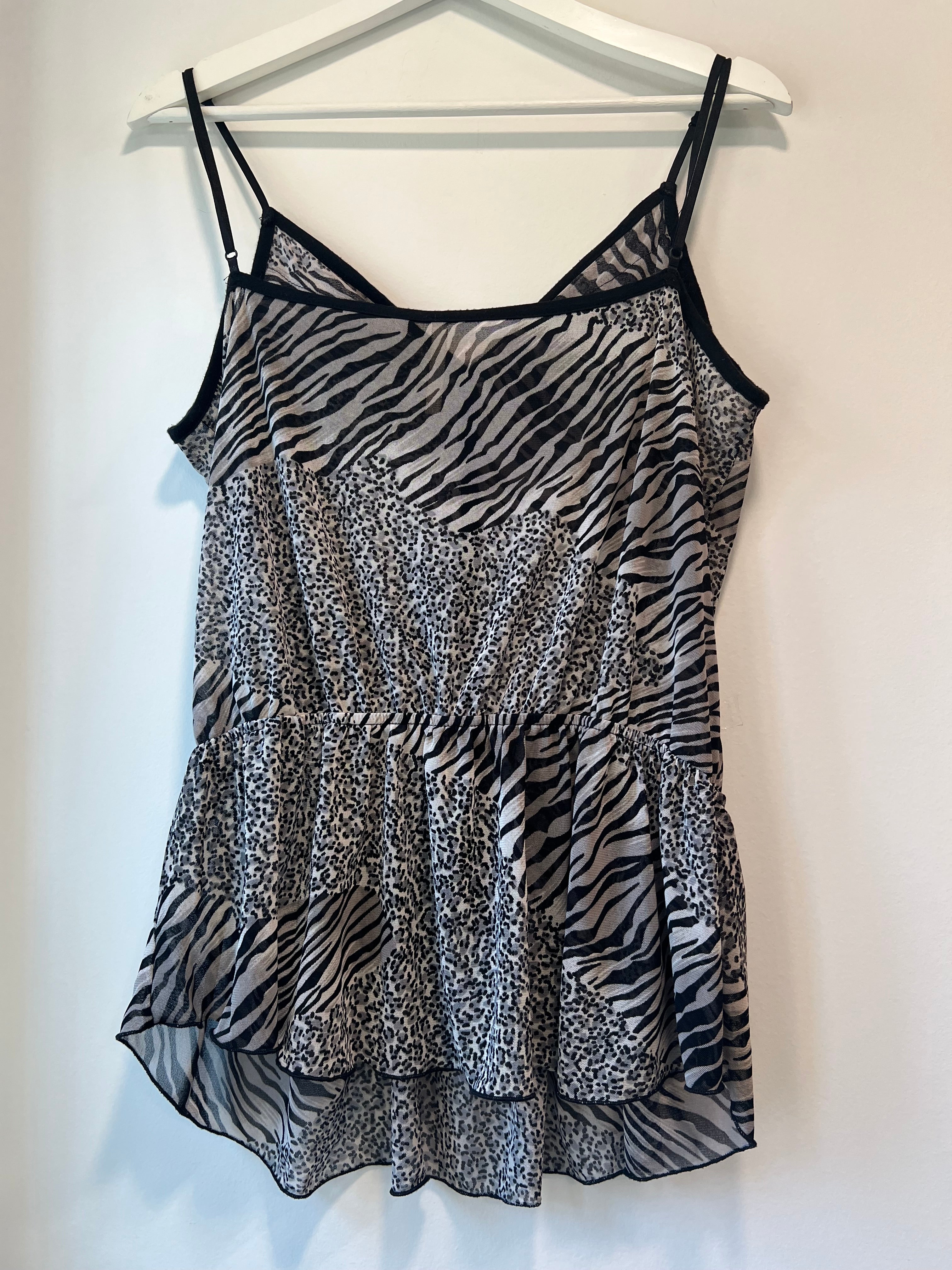 ToTo collection zebra top