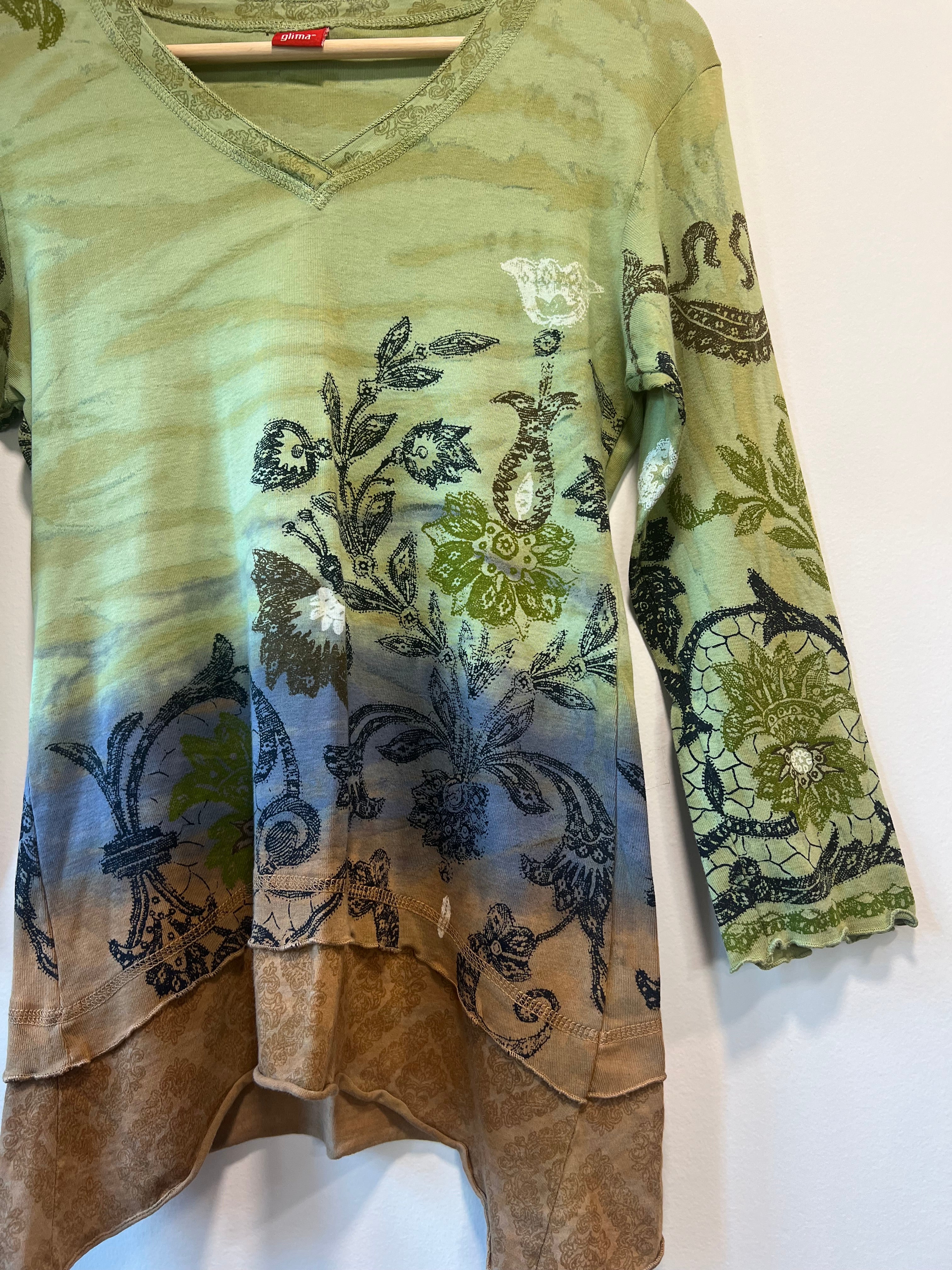 Earthy longsleeve top