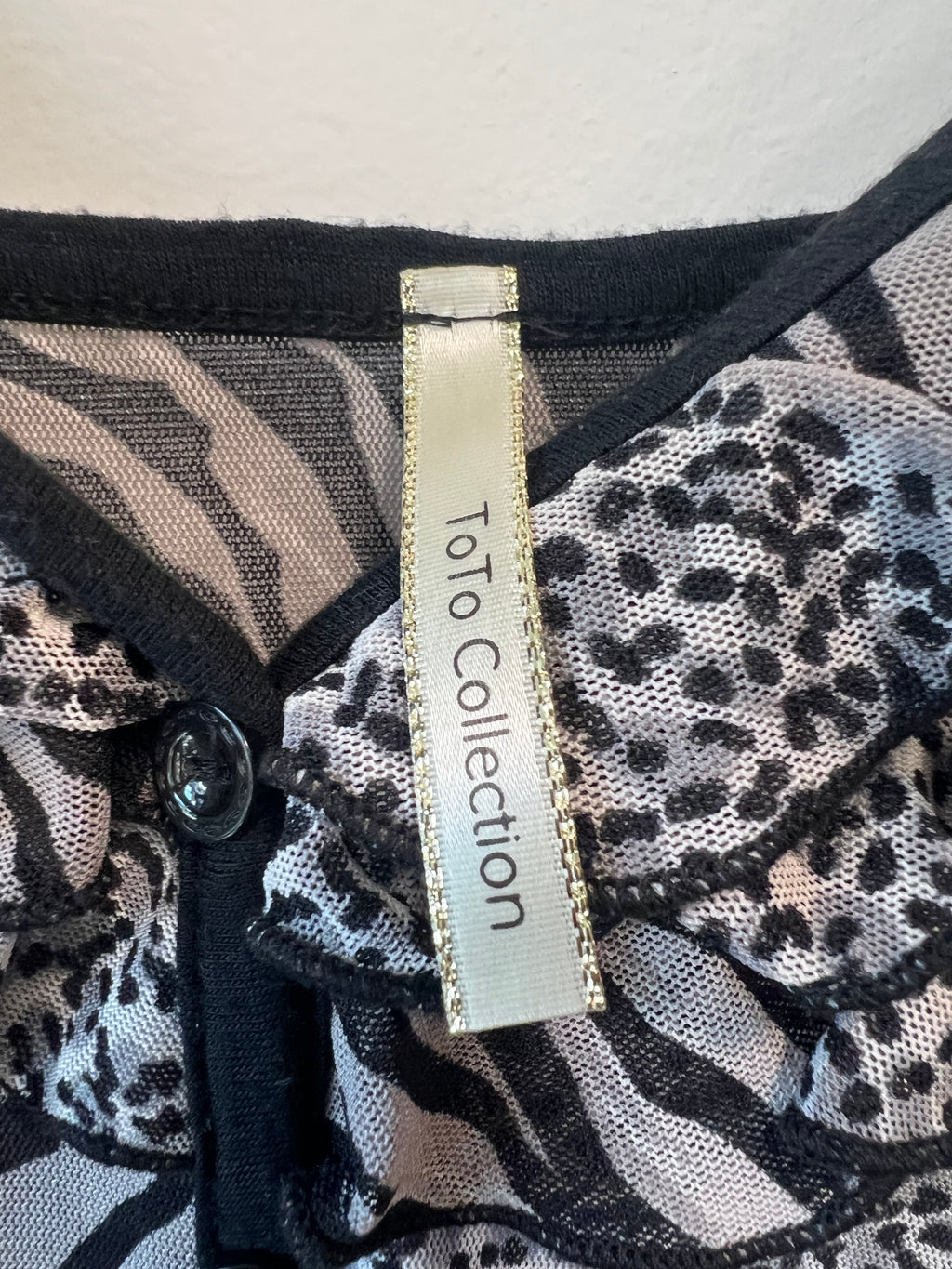 ToTo collection zebra top