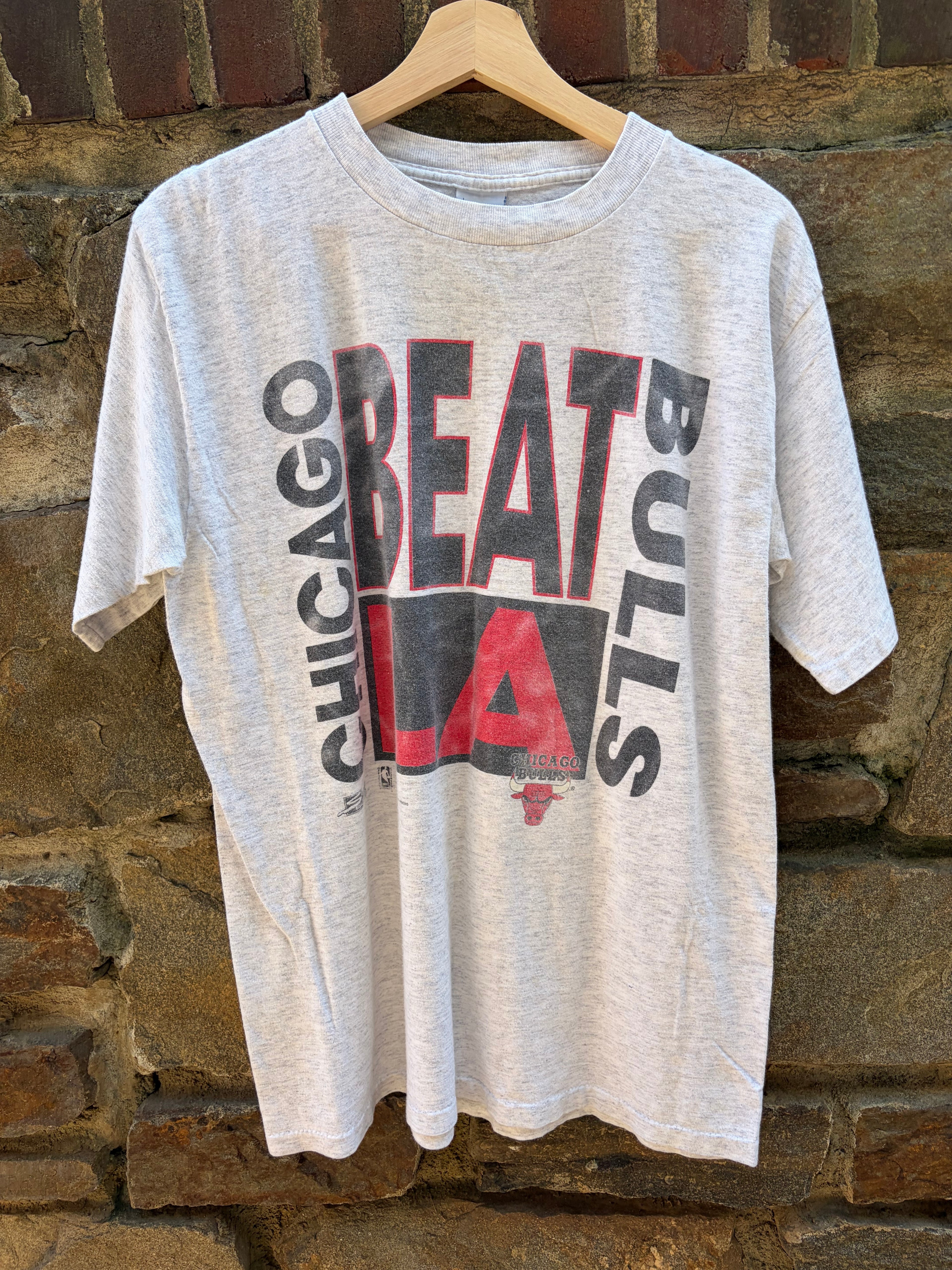 90s Chicago Bulls “Beat LA” Tee (Size Large)