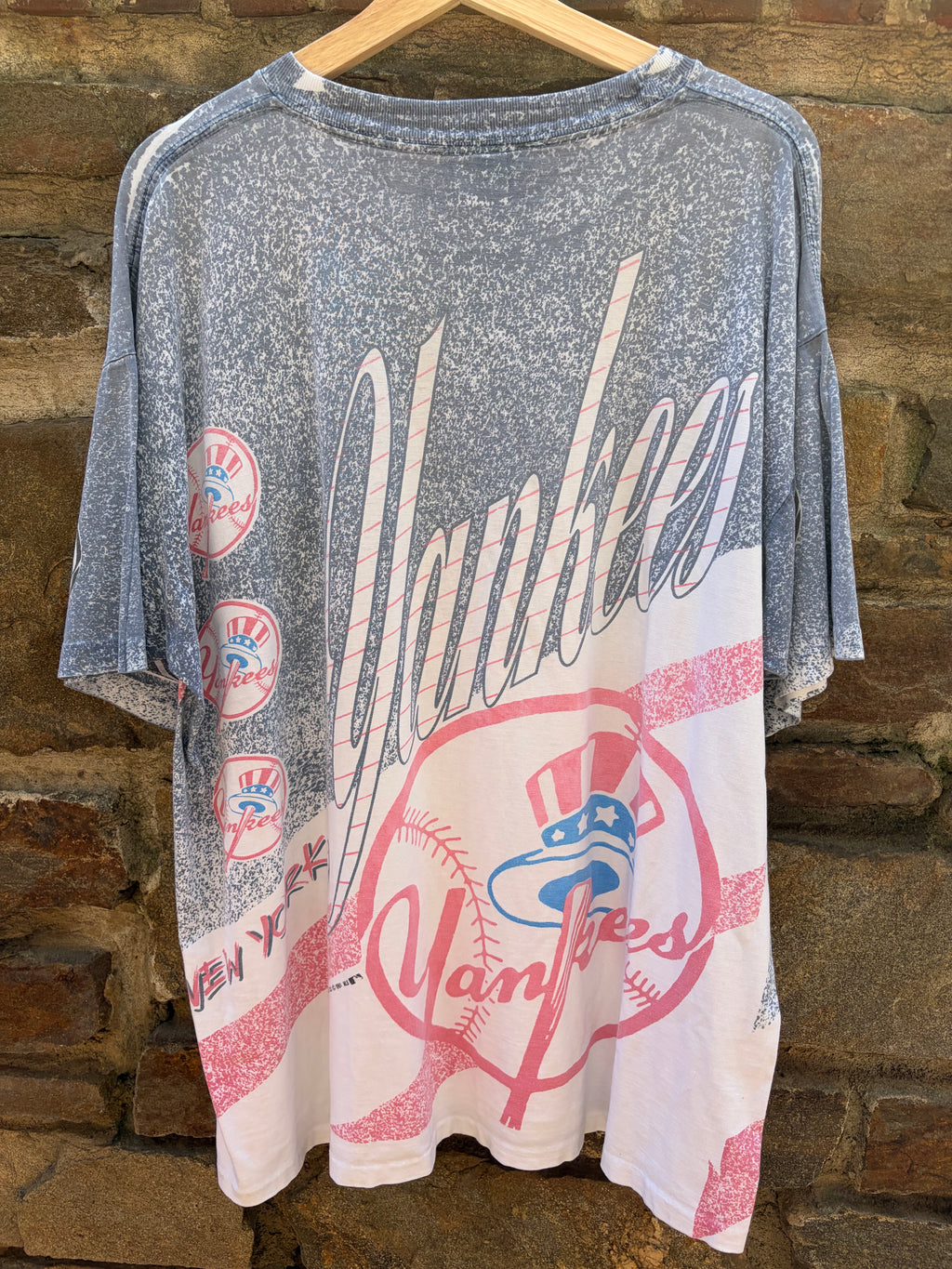 1991 New York Yankees AOP Tee Fits like a 2XL